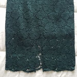 H&M green lace pencil skirt
